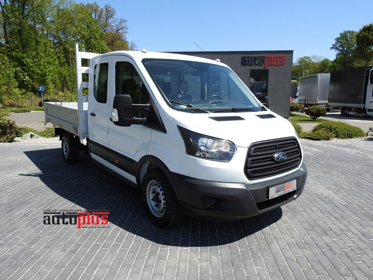 FORD TRANSIT STAKE BODY DOUBLE CABIN DOKA 7 SEATS AIR CONDITIONING 130HP - Dodávkа s dvojitou kabínou: obrázok 1 FORD TRANSIT STAKE BODY DOUBLE CABIN DOKA 7 SEATS AIR CONDITIONING 130HP - Dodávkа s dvojitou kabínou: obrázok 1