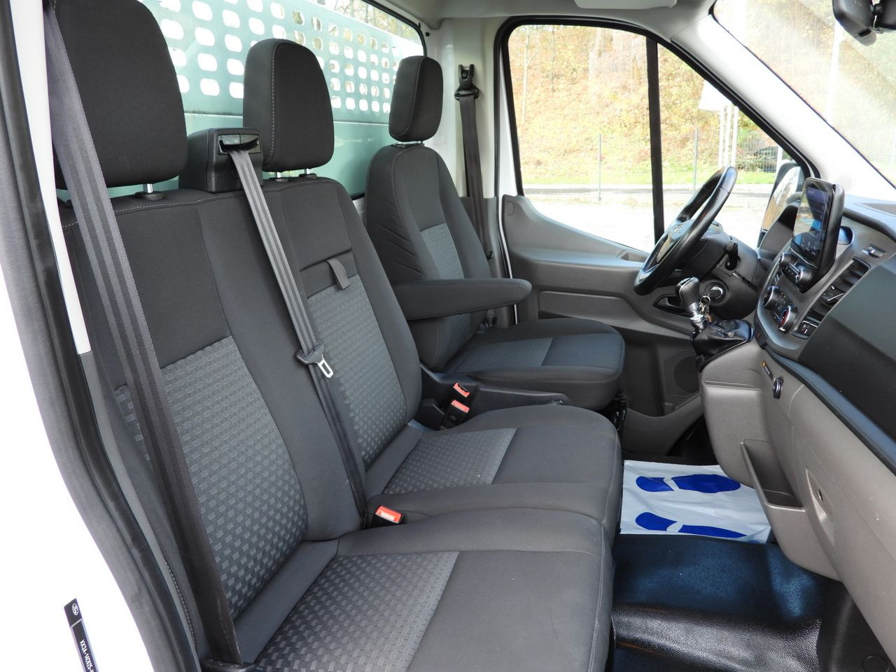 Dodávka sklápač FORD TRANSIT TIPPER CRUISE CONTROL LED LIGHTS TWIN WHEELS AIR CONDITIONING 130HP: obrázok 44 Dodávka sklápač FORD TRANSIT TIPPER CRUISE CONTROL LED LIGHTS TWIN WHEELS AIR CONDITIONING 130HP: obrázok 44