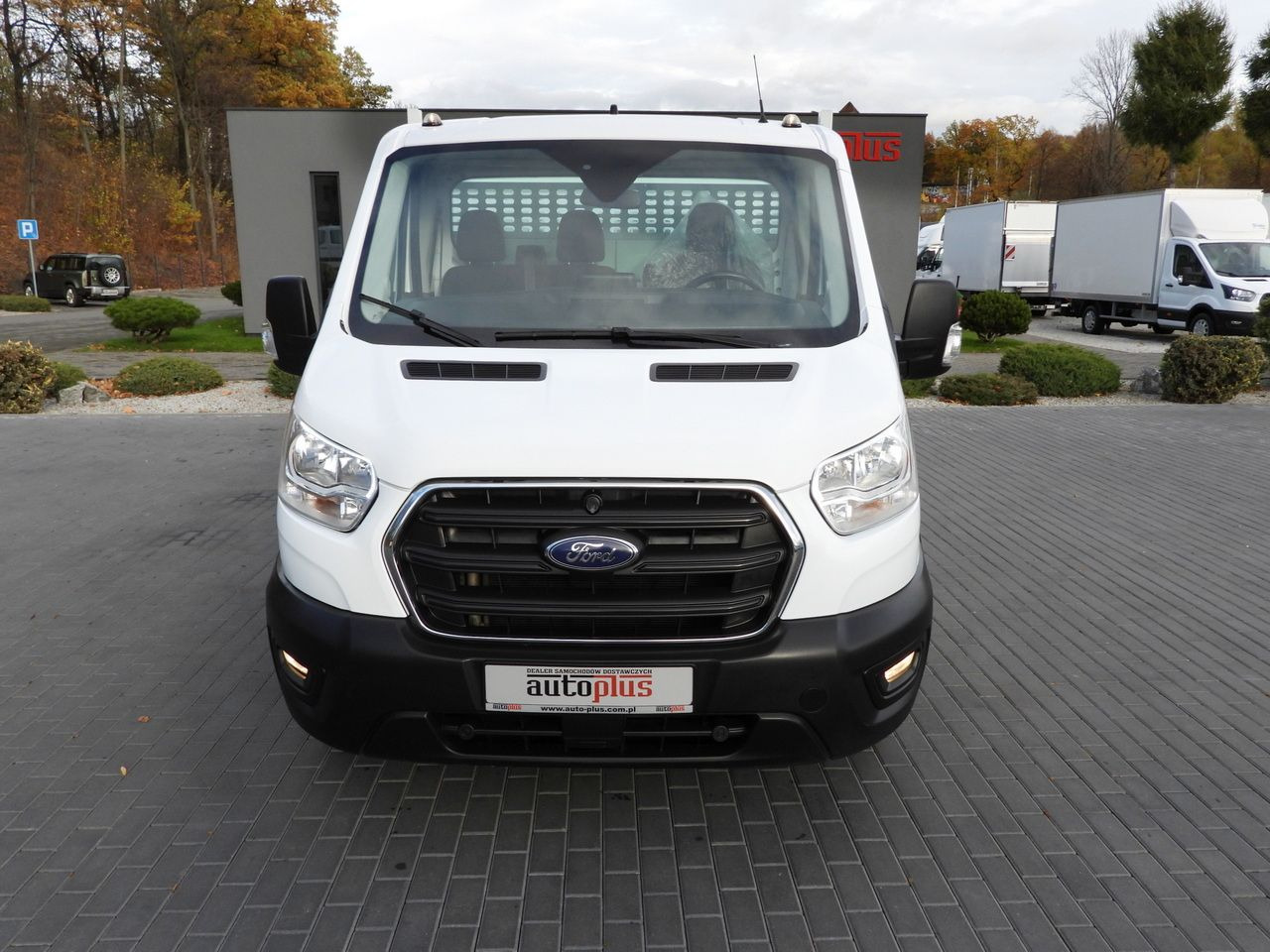 FORD TRANSIT TIPPER CRUISE CONTROL LED LIGHTS TWIN WHEELS AIR CONDITIONING 130HP - Dodávka sklápač: obrázok 5 FORD TRANSIT TIPPER CRUISE CONTROL LED LIGHTS TWIN WHEELS AIR CONDITIONING 130HP - Dodávka sklápač: obrázok 5