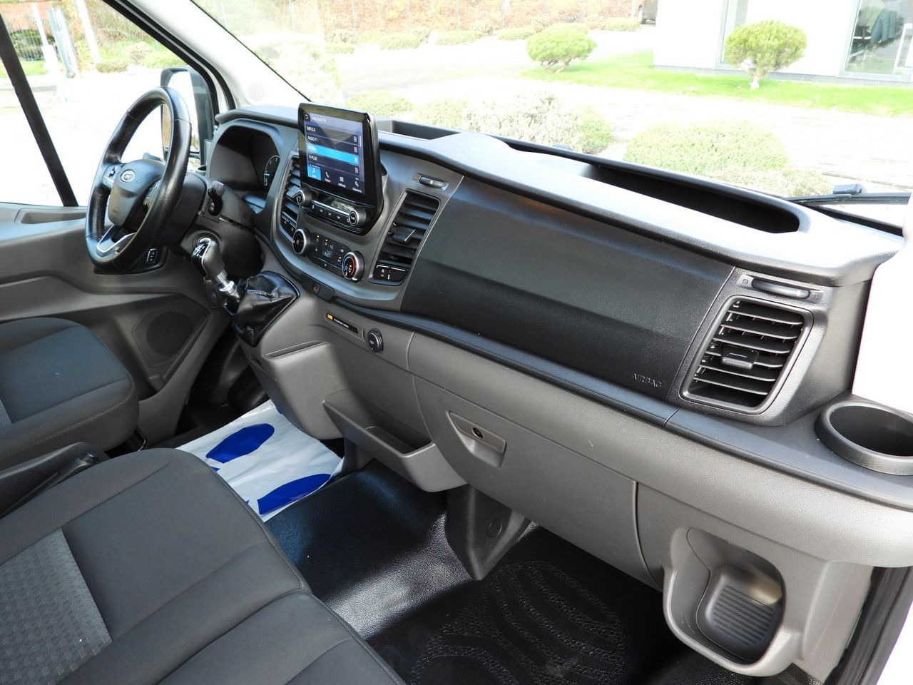 Dodávka sklápač FORD TRANSIT TIPPER CRUISE CONTROL LED LIGHTS TWIN WHEELS AIR CONDITIONING 130HP: obrázok 45 Dodávka sklápač FORD TRANSIT TIPPER CRUISE CONTROL LED LIGHTS TWIN WHEELS AIR CONDITIONING 130HP: obrázok 45