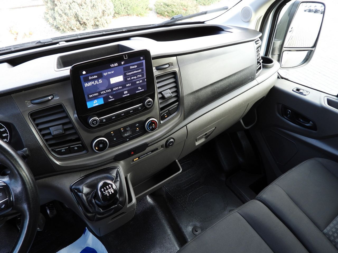 Dodávka sklápač FORD TRANSIT TIPPER CRUISE CONTROL LED LIGHTS TWIN WHEELS AIR CONDITIONING 130HP: obrázok 34 Dodávka sklápač FORD TRANSIT TIPPER CRUISE CONTROL LED LIGHTS TWIN WHEELS AIR CONDITIONING 130HP: obrázok 34