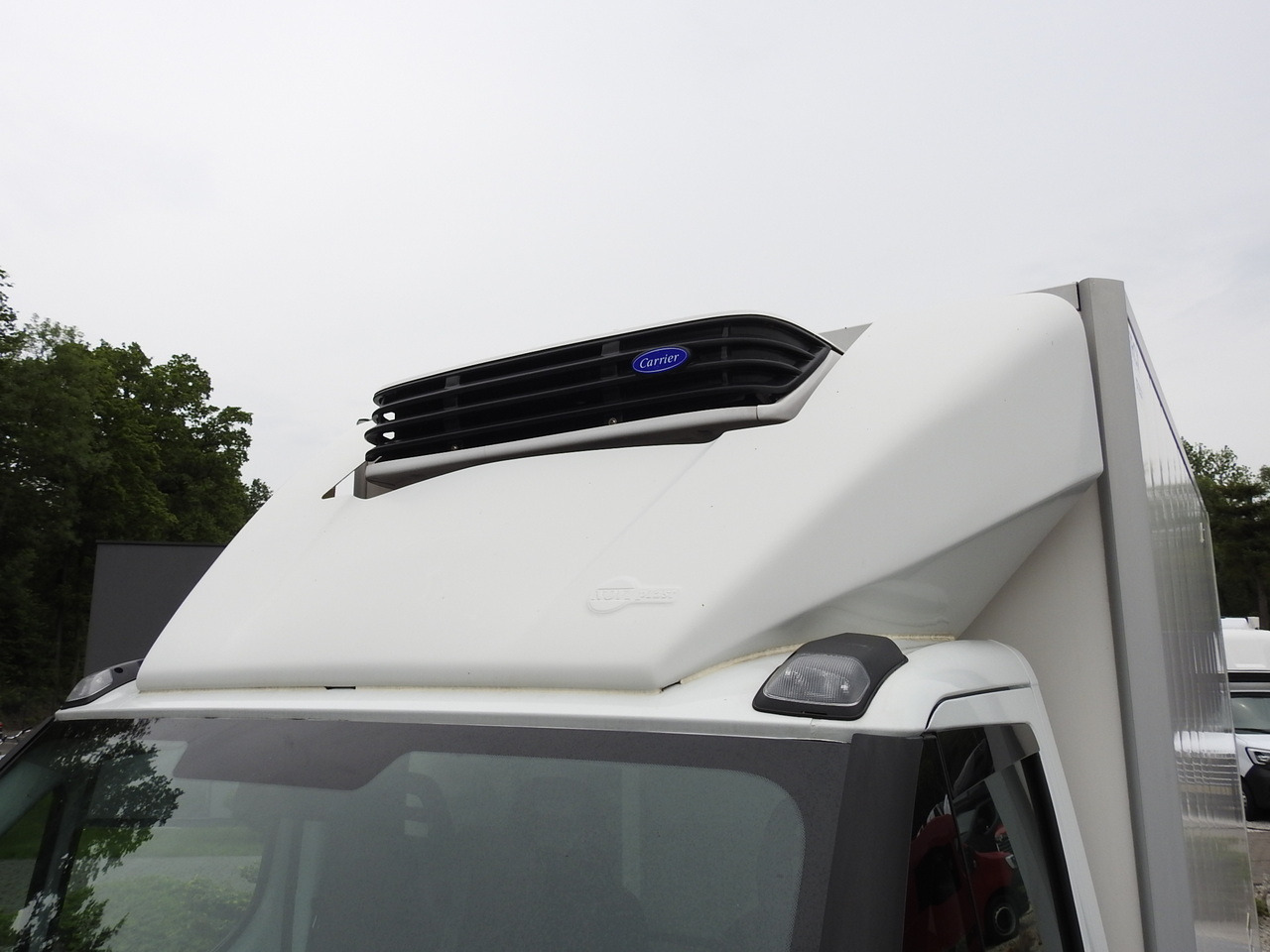 Chladiarenská dodávka IVECO DAILY 35S15 REGRIGERATOR BOX -12*C 8 PALLETS CRUISE CONTROL TWIN WHEELS AIR CONDITIONING 150HP: obrázok 20 Chladiarenská dodávka IVECO DAILY 35S15 REGRIGERATOR BOX -12*C 8 PALLETS CRUISE CONTROL TWIN WHEELS AIR CONDITIONING 150HP: obrázok 20