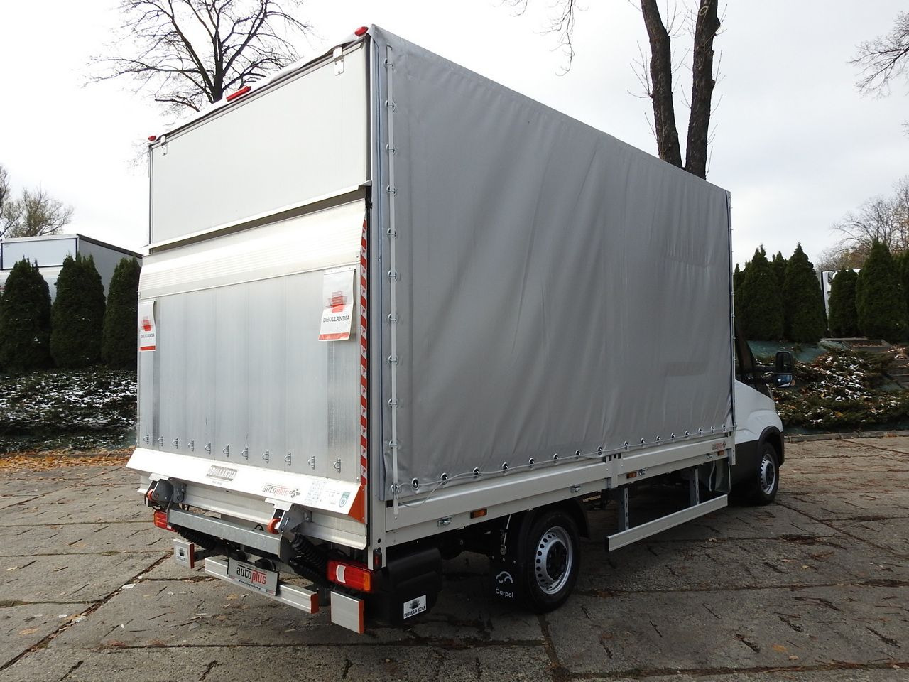 IVECO DAILY 35S16 NEW TARPAULIN LIFT 8 PALLETS CRUISE CONTROL AIR CONDITIONING 160HP - Plachtová dodávka: obrázok 3 IVECO DAILY 35S16 NEW TARPAULIN LIFT 8 PALLETS CRUISE CONTROL AIR CONDITIONING 160HP - Plachtová dodávka: obrázok 3