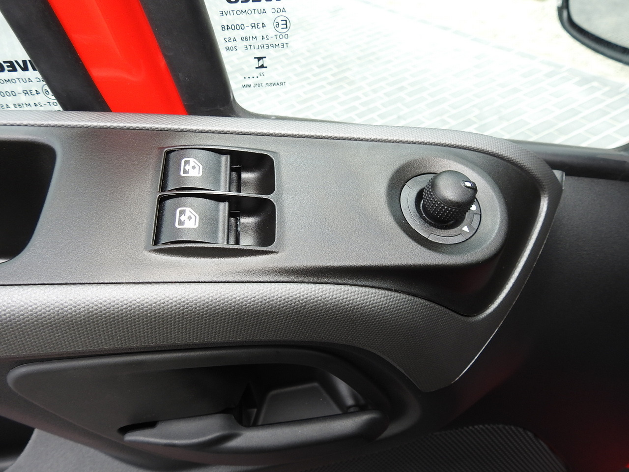 Nový Dodávka skriňová nadstavba IVECO DAILY 35S18 NEW BOX 10 PALLETS CRUISE CONTROL NAVIGATION AIR CONDITIONING LED LIGHTS GUARANTEE 180HP: obrázok 31 Nový Dodávka skriňová nadstavba IVECO DAILY 35S18 NEW BOX 10 PALLETS CRUISE CONTROL NAVIGATION AIR CONDITIONING LED LIGHTS GUARANTEE 180HP: obrázok 31