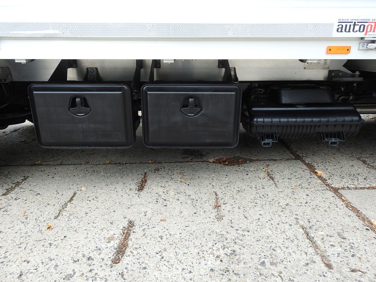 Plachtová dodávka IVECO DAILY 35S18 TARPAULIN LIFT 8 PALLETS CRUISE CONTROL AIR CONDITIONING  180HP: obrázok 23