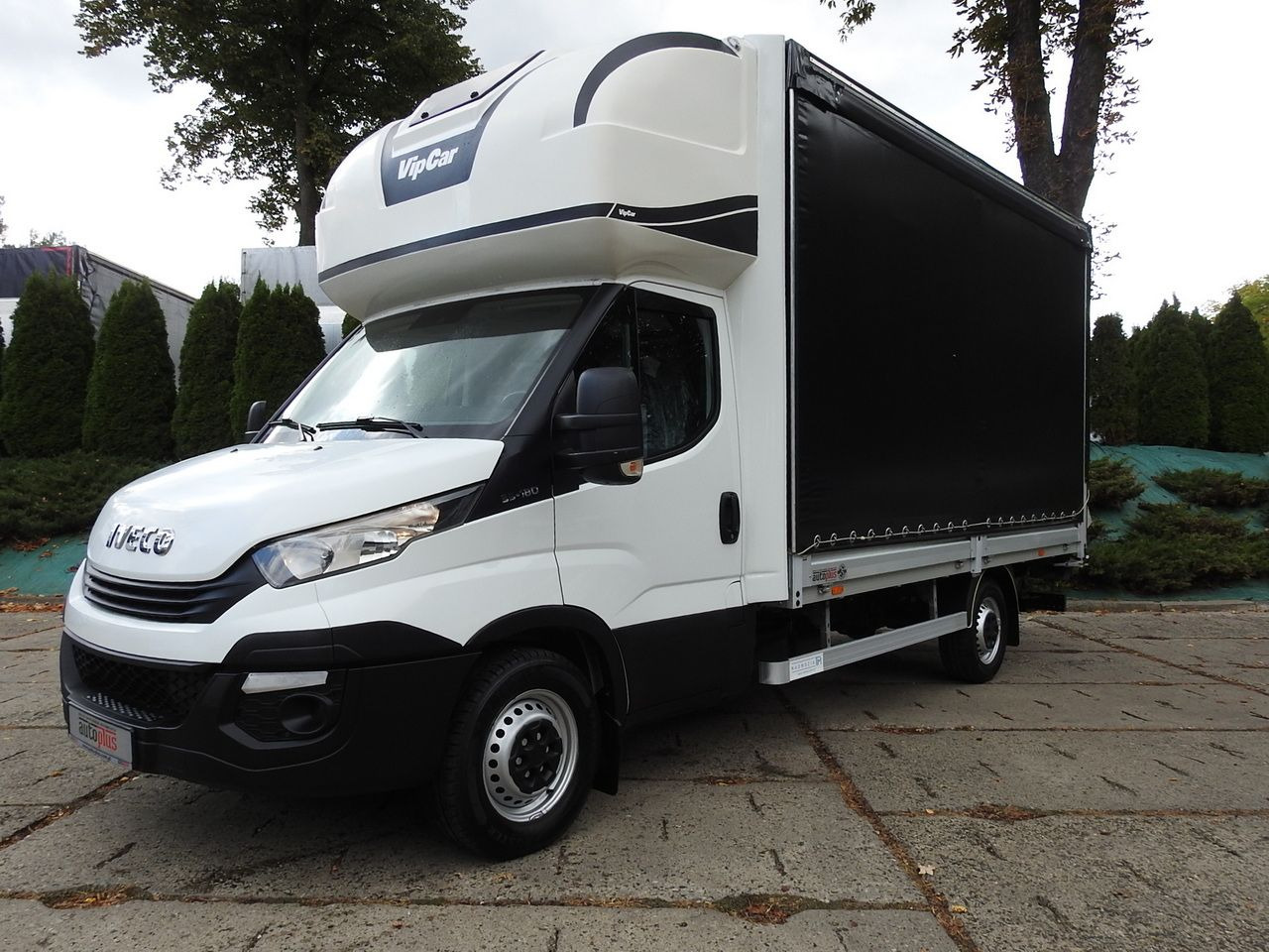 Plachtová dodávka IVECO DAILY 35S18 TARPAULIN LIFT 8 PALLETS CRUISE CONTROL AIR CONDITIONING  180HP: obrázok 21