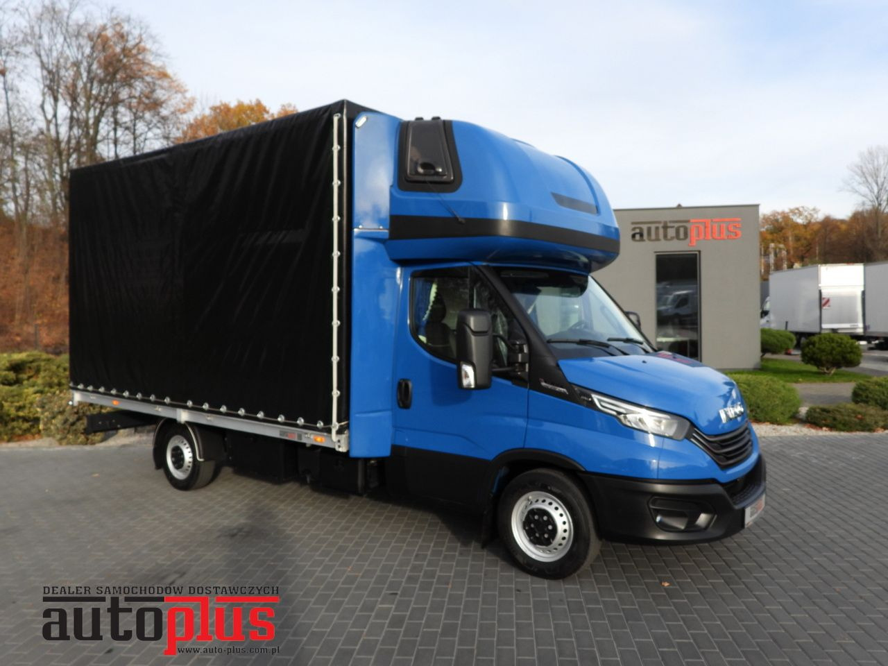 IVECO DAILY 35S21 TARPAULIN 10 PALLETS WEBASTO CRUISE CONTROL NAVIGATION LED LIGHTS AUTOMATIC TRANSMISSION HI-MATIC AIR CONDITIONING 210HP - Plachtová dodávka: obrázok 1 IVECO DAILY 35S21 TARPAULIN 10 PALLETS WEBASTO CRUISE CONTROL NAVIGATION LED LIGHTS AUTOMATIC TRANSMISSION HI-MATIC AIR CONDITIONING 210HP - Plachtová dodávka: obrázok 1