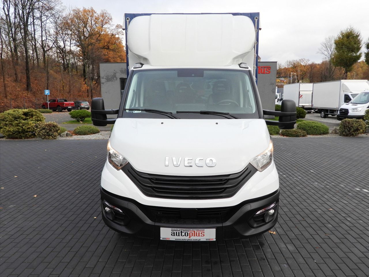 IVECO DAILY 50C16 TARPAULIN 10 PALLETS CRUISE CONTROL TWIN WHEELS AIR CONDITIONING 160HP - Plachtová dodávka: obrázok 5 IVECO DAILY 50C16 TARPAULIN 10 PALLETS CRUISE CONTROL TWIN WHEELS AIR CONDITIONING 160HP - Plachtová dodávka: obrázok 5