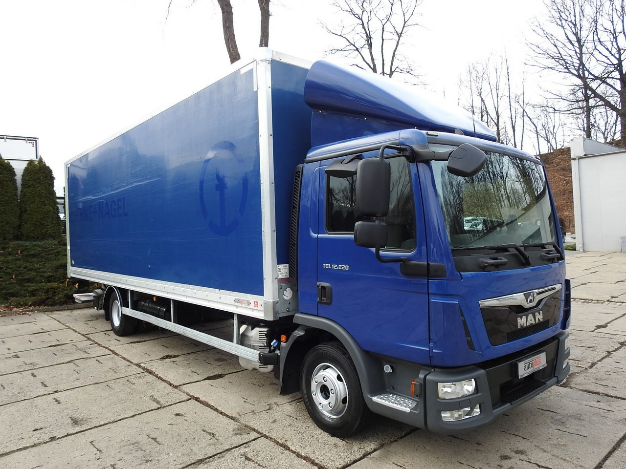 MAN TGL 12.220 BOX LIFT 18 PALLETS CRUISE CONTROLAIR CONDITIONING PNEUMATICS AUTOMATIC TWIN WHEELS 220HP - Dodávka skriňová nadstavba: obrázok 4 MAN TGL 12.220 BOX LIFT 18 PALLETS CRUISE CONTROLAIR CONDITIONING PNEUMATICS AUTOMATIC TWIN WHEELS 220HP - Dodávka skriňová nadstavba: obrázok 4