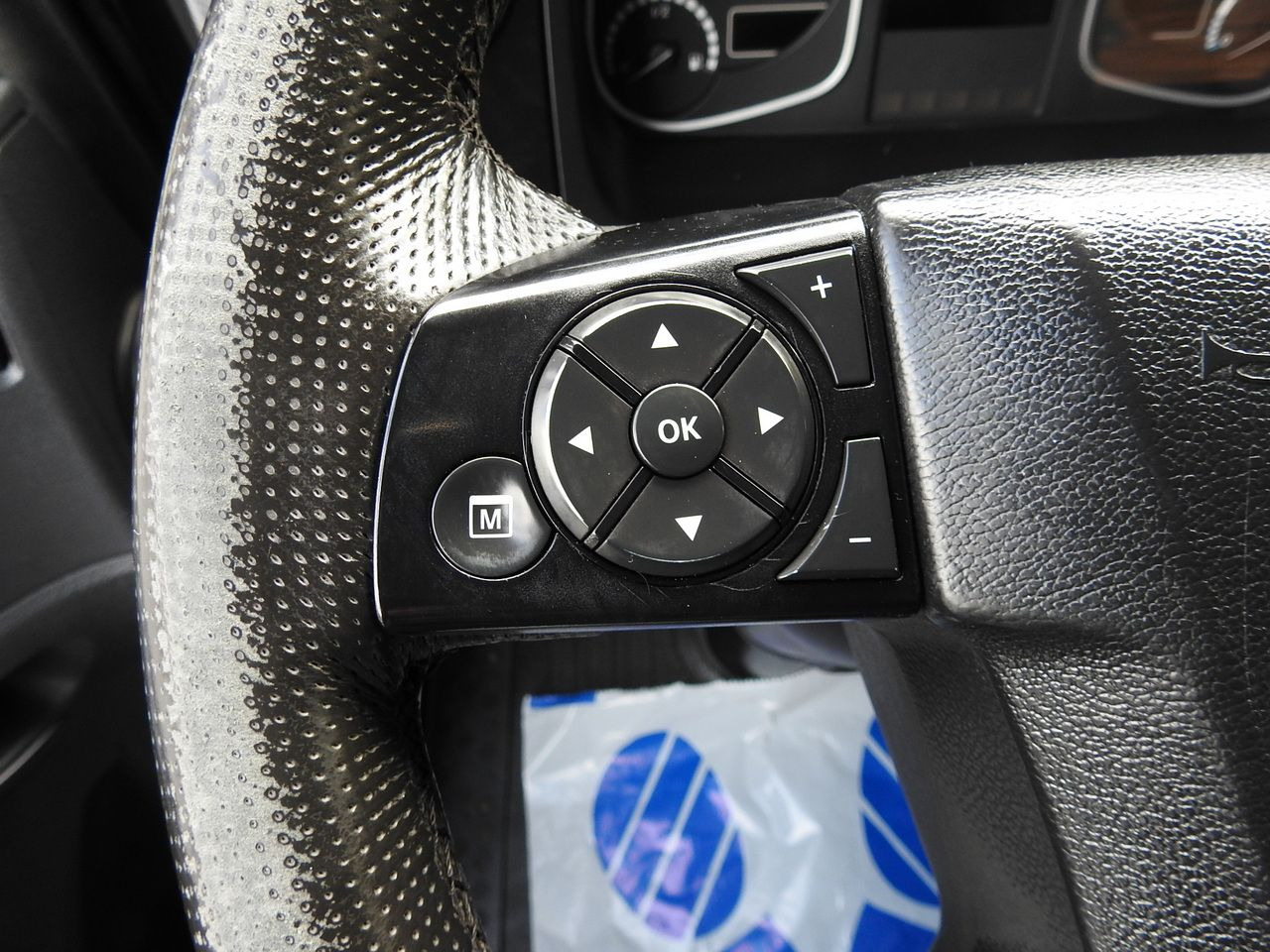 Skříňový nákladní auto MERCEDES ATEGO 12.24 BOX LIFT 18 PALLETS CRUISE CONTROL AUTOMATIC TRANSMISSION TWIN WHEELS AIR CONDITIONING 240HP: obrázok 39 Skříňový nákladní auto MERCEDES ATEGO 12.24 BOX LIFT 18 PALLETS CRUISE CONTROL AUTOMATIC TRANSMISSION TWIN WHEELS AIR CONDITIONING 240HP: obrázok 39