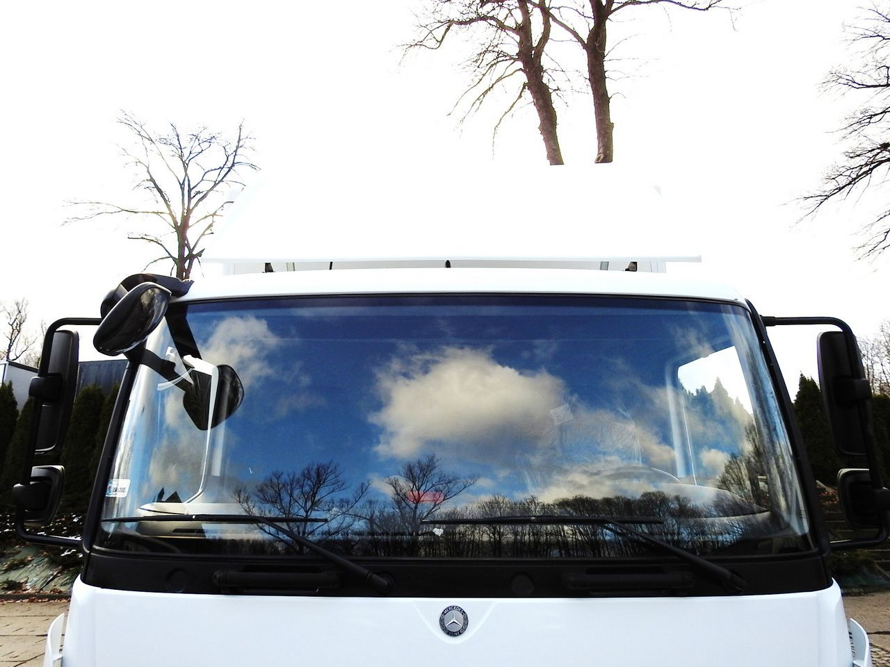 Skříňový nákladní auto MERCEDES ATEGO 12.24 BOX LIFT 18 PALLETS CRUISE CONTROL AUTOMATIC TRANSMISSION TWIN WHEELS AIR CONDITIONING 240HP: obrázok 16 Skříňový nákladní auto MERCEDES ATEGO 12.24 BOX LIFT 18 PALLETS CRUISE CONTROL AUTOMATIC TRANSMISSION TWIN WHEELS AIR CONDITIONING 240HP: obrázok 16