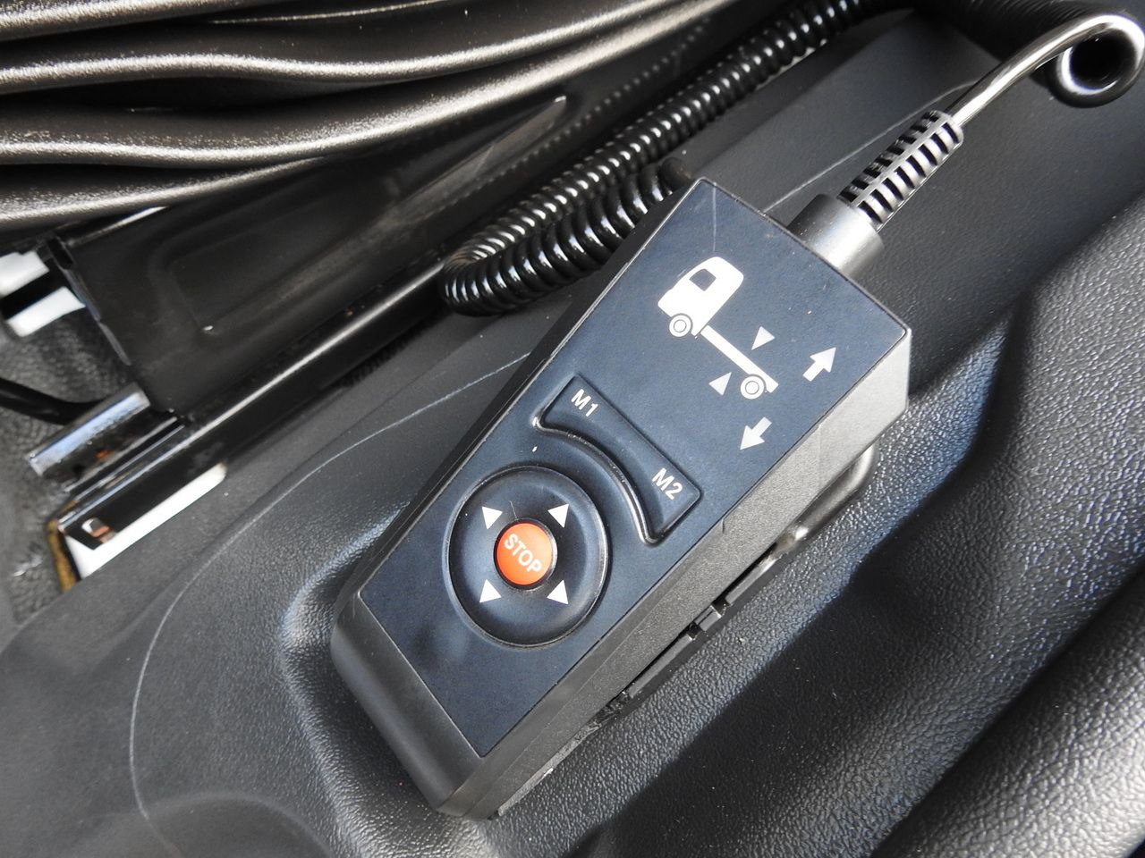 Skříňový nákladní auto MERCEDES ATEGO 12.24 BOX LIFT 18 PALLETS CRUISE CONTROL AUTOMATIC TRANSMISSION TWIN WHEELS AIR CONDITIONING 240HP: obrázok 35 Skříňový nákladní auto MERCEDES ATEGO 12.24 BOX LIFT 18 PALLETS CRUISE CONTROL AUTOMATIC TRANSMISSION TWIN WHEELS AIR CONDITIONING 240HP: obrázok 35