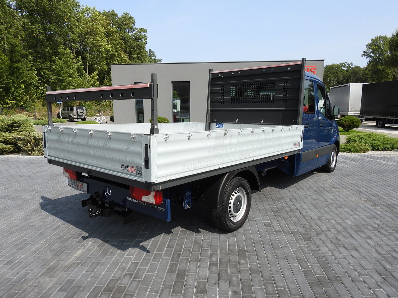 MERCEDES SPRINTER 316 STAKE BODY DOUBLE CABIN DOKA 7 SEATS AIR CONDITIONING 160HP - Dodávkа s dvojitou kabínou: obrázok 3 MERCEDES SPRINTER 316 STAKE BODY DOUBLE CABIN DOKA 7 SEATS AIR CONDITIONING 160HP - Dodávkа s dvojitou kabínou: obrázok 3