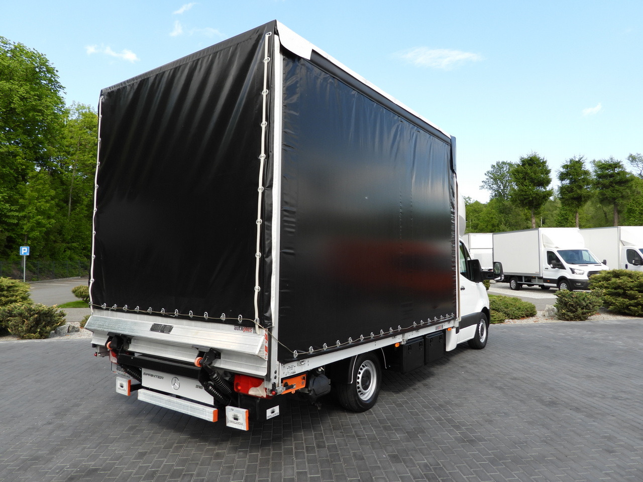 MERCEDES SPRINTER 316 TARPAULIN LIFT 10 PALLETS WEBASTO CRUISE CONTROL PNEUMATICS AIR CONDITIONING 160HP - Plachtová dodávka: obrázok 3 MERCEDES SPRINTER 316 TARPAULIN LIFT 10 PALLETS WEBASTO CRUISE CONTROL PNEUMATICS AIR CONDITIONING 160HP - Plachtová dodávka: obrázok 3