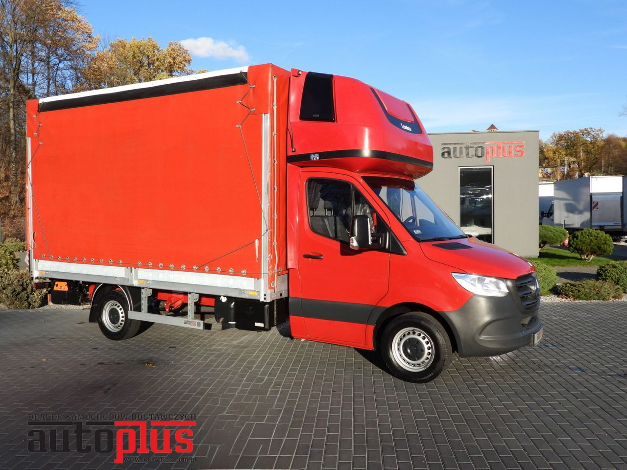 MERCEDES SPRINTER 316 TARPAULIN LIFT 8 PALLETS WEBASTO CRUISE CONTROL AIR CONDITIONING 160HP - Plachtová dodávka: obrázok 1 MERCEDES SPRINTER 316 TARPAULIN LIFT 8 PALLETS WEBASTO CRUISE CONTROL AIR CONDITIONING 160HP - Plachtová dodávka: obrázok 1