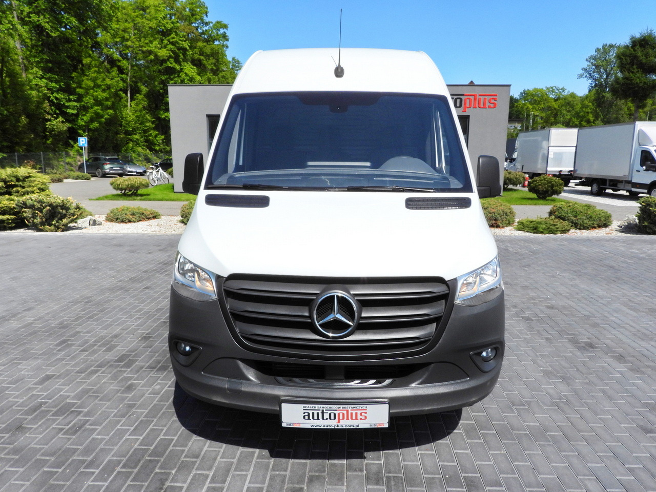 MERCEDES SPRINTER 316 VAN AIR CONDITIONING 165HP - Furgon: obrázok 5 MERCEDES SPRINTER 316 VAN AIR CONDITIONING 165HP - Furgon: obrázok 5