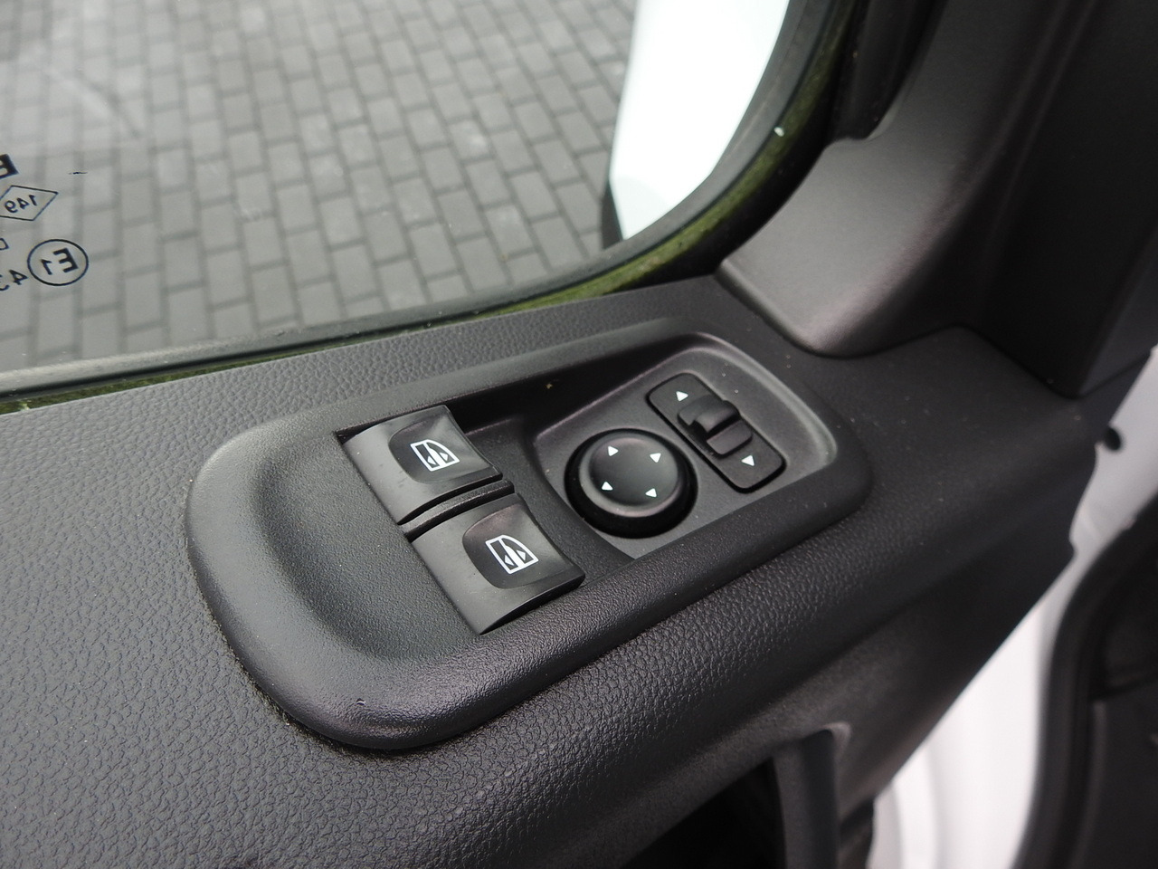 Furgon OPEL MOVANO  BOX DELIVERY VAN 7 SEATS CRUISE CONTROL LED LIGHTS AIR CONDITIONING  135HP: obrázok 26 Furgon OPEL MOVANO  BOX DELIVERY VAN 7 SEATS CRUISE CONTROL LED LIGHTS AIR CONDITIONING  135HP: obrázok 26
