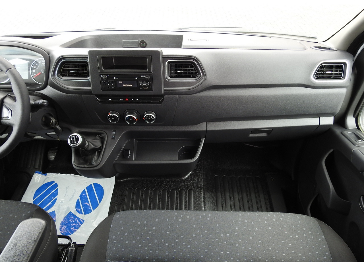 Furgon OPEL MOVANO  BOX DELIVERY VAN 7 SEATS CRUISE CONTROL LED LIGHTS AIR CONDITIONING  135HP: obrázok 30 Furgon OPEL MOVANO  BOX DELIVERY VAN 7 SEATS CRUISE CONTROL LED LIGHTS AIR CONDITIONING  135HP: obrázok 30