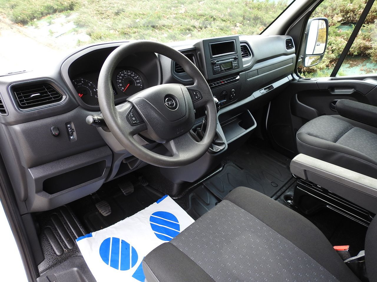 OPEL MOVANO - Plachtová dodávka: obrázok 2 OPEL MOVANO - Plachtová dodávka: obrázok 2