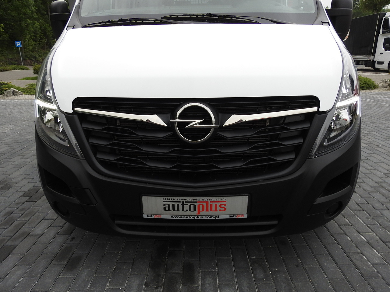 OPEL MOVANO - Dodávka sklápač: obrázok 5 OPEL MOVANO - Dodávka sklápač: obrázok 5