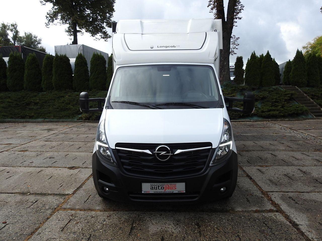 OPEL MOVANO - Plachtová dodávka: obrázok 5 OPEL MOVANO - Plachtová dodávka: obrázok 5