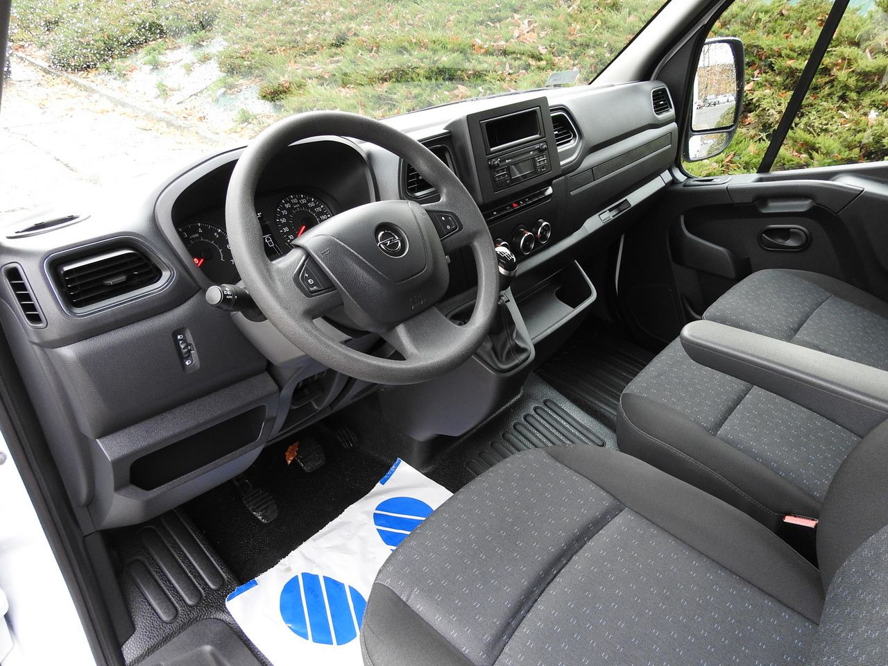 OPEL MOVANO REFRIGERATOR VAN 0*C CRUISE CONTROL LED LIGHTS AIR CONDITIONING 136HP - Chladiarenská dodávka: obrázok 2 OPEL MOVANO REFRIGERATOR VAN 0*C CRUISE CONTROL LED LIGHTS AIR CONDITIONING 136HP - Chladiarenská dodávka: obrázok 2