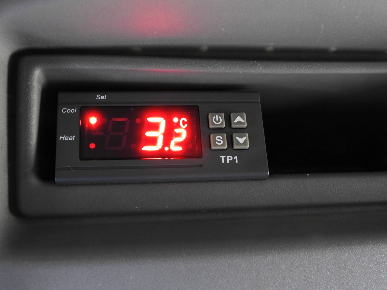 Chladiarenská dodávka OPEL MOVANO REFRIGERATOR VAN 0*C CRUISE CONTROL NAVIGATION AIR CONDITIONING LED LIGHTS  136HP: obrázok 33