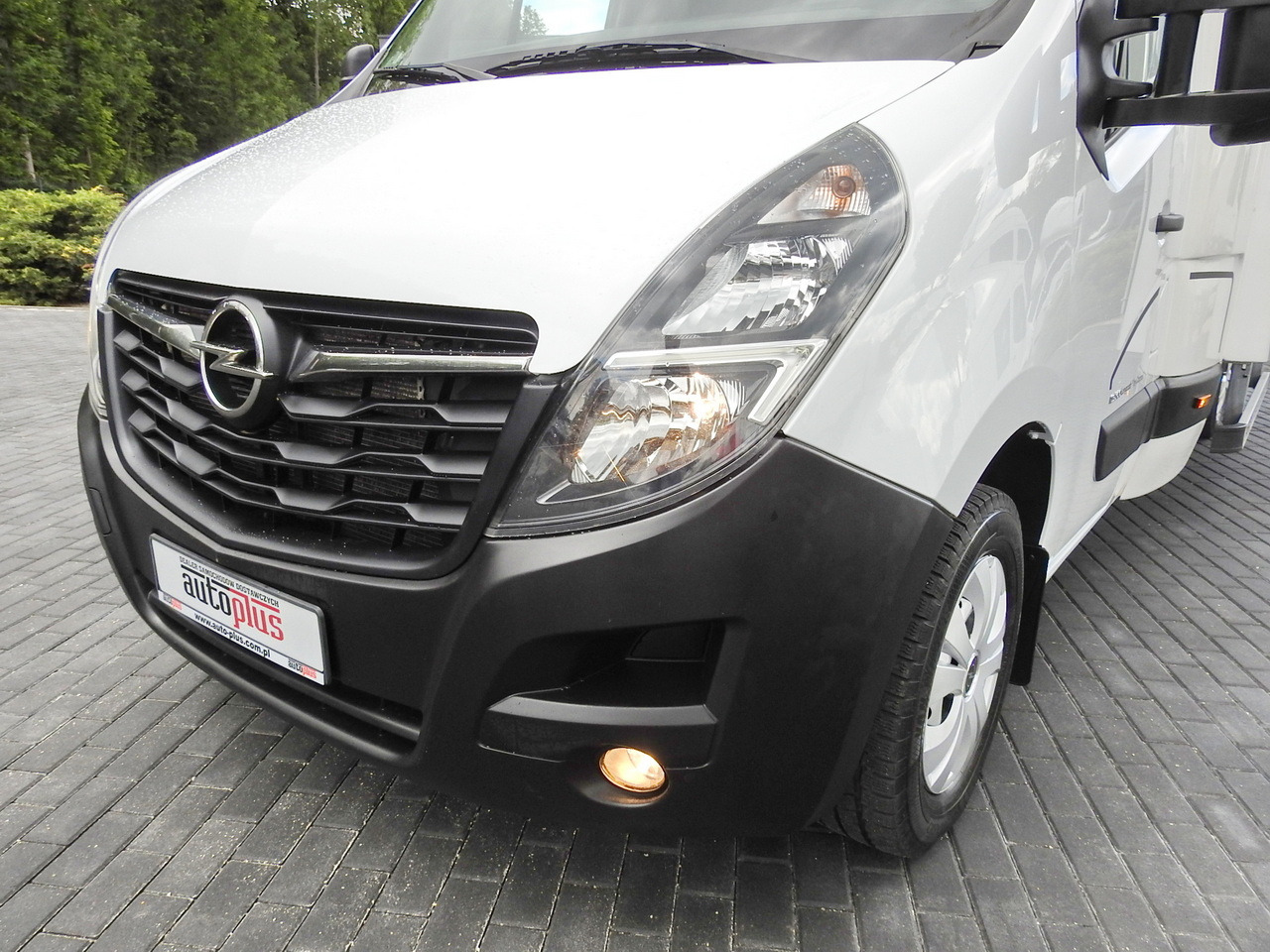 Plachtová dodávka OPEL MOVANO TARPAULIN 10 PALLETS WEBASTO CRUISE CONTROL AIR CONDITIONING PNEUMATICS 165HP: obrázok 19 Plachtová dodávka OPEL MOVANO TARPAULIN 10 PALLETS WEBASTO CRUISE CONTROL AIR CONDITIONING PNEUMATICS 165HP: obrázok 19