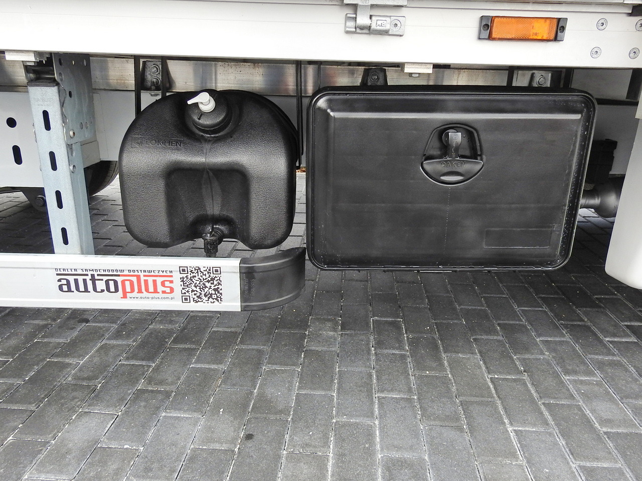 Plachtová dodávka OPEL MOVANO TARPAULIN 10 PALLETS WEBASTO CRUISE CONTROL AIR CONDITIONING PNEUMATICS 165HP: obrázok 22 Plachtová dodávka OPEL MOVANO TARPAULIN 10 PALLETS WEBASTO CRUISE CONTROL AIR CONDITIONING PNEUMATICS 165HP: obrázok 22