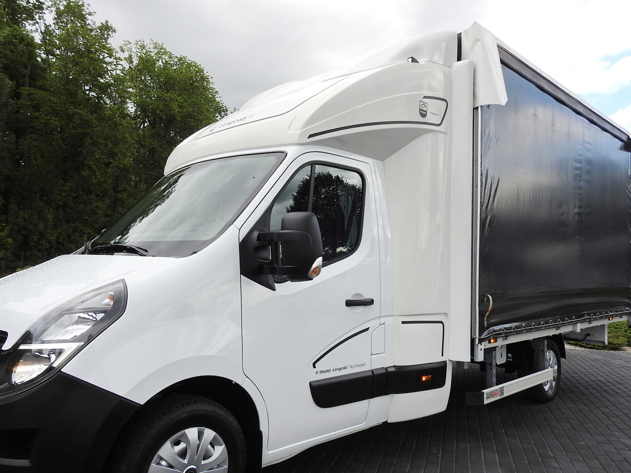 Plachtová dodávka OPEL MOVANO TARPAULIN 10 PALLETS WEBASTO CRUISE CONTROL AIR CONDITIONING PNEUMATICS 165HP: obrázok 20 Plachtová dodávka OPEL MOVANO TARPAULIN 10 PALLETS WEBASTO CRUISE CONTROL AIR CONDITIONING PNEUMATICS 165HP: obrázok 20