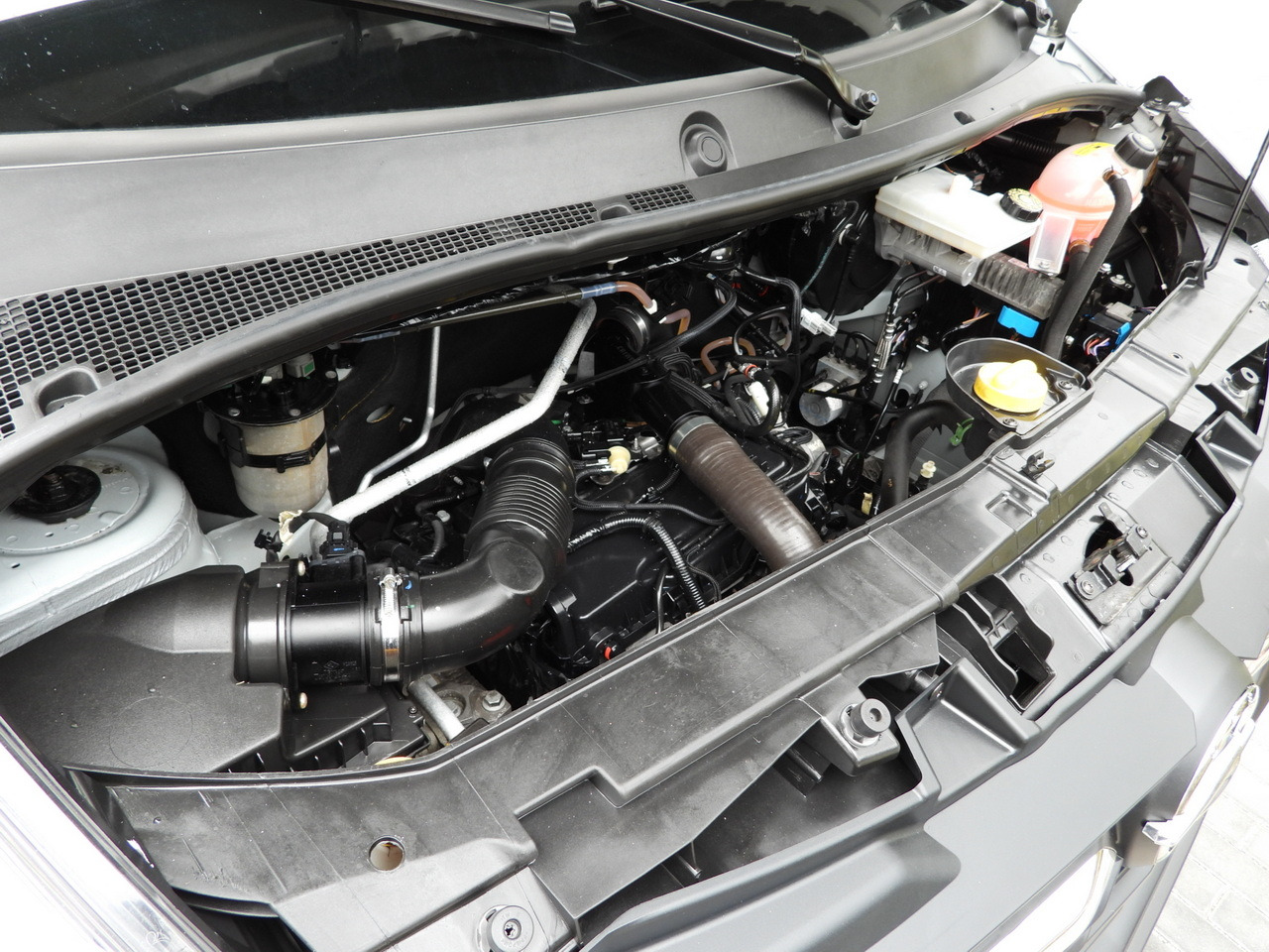 Plachtová dodávka OPEL MOVANO TARPAULIN 10 PALLETS WEBASTO CRUISE CONTROL LED LIGHTS PNEUMATICS AIR CONDITIONING 165HP: obrázok 27 Plachtová dodávka OPEL MOVANO TARPAULIN 10 PALLETS WEBASTO CRUISE CONTROL LED LIGHTS PNEUMATICS AIR CONDITIONING 165HP: obrázok 27