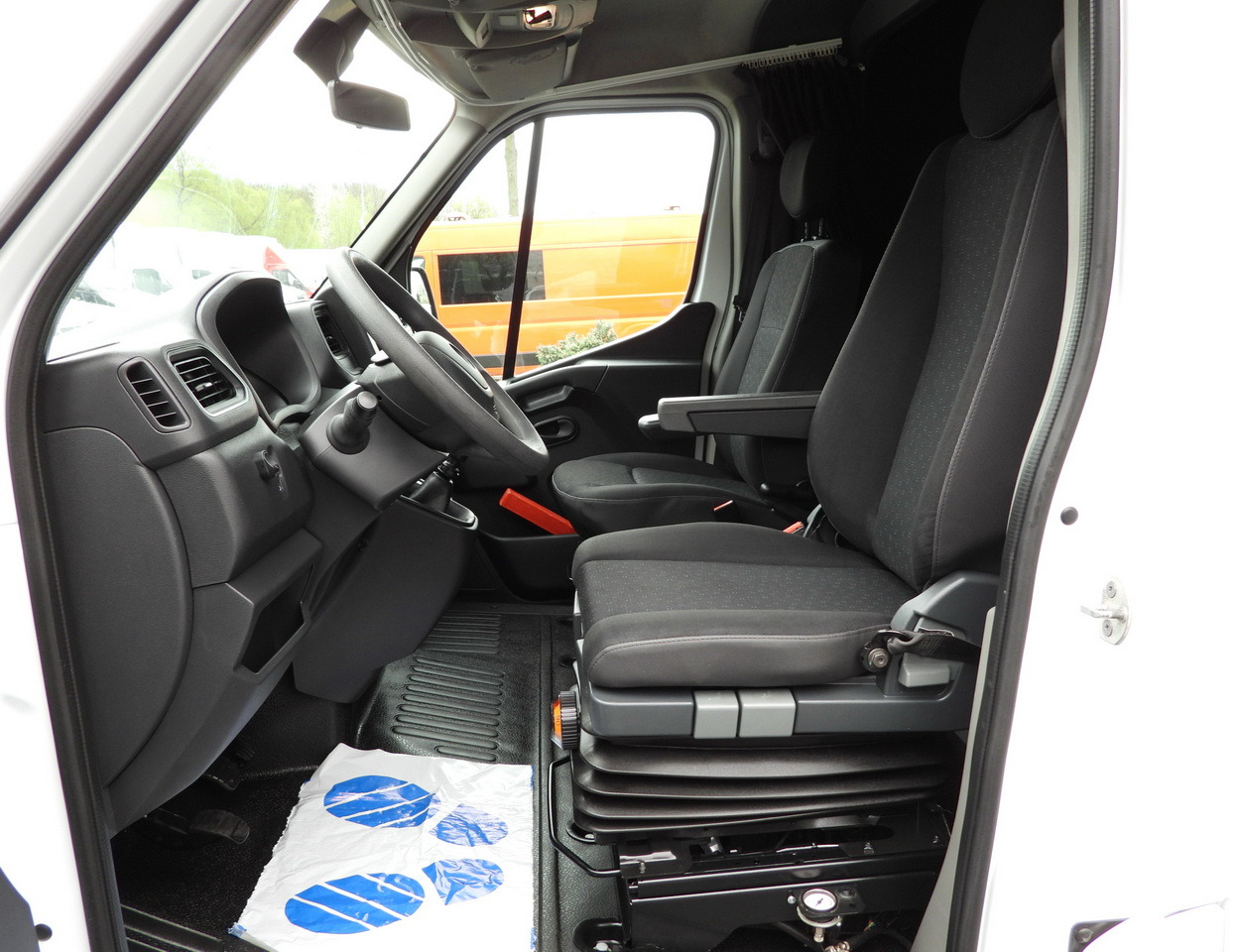 Plachtová dodávka OPEL MOVANO  TARPAULIN 10 PALLETS WEBASTO CRUISE CONTROL LED LIGHTS PNEUMATICS AIR CONDITIONING  165HP: obrázok 28