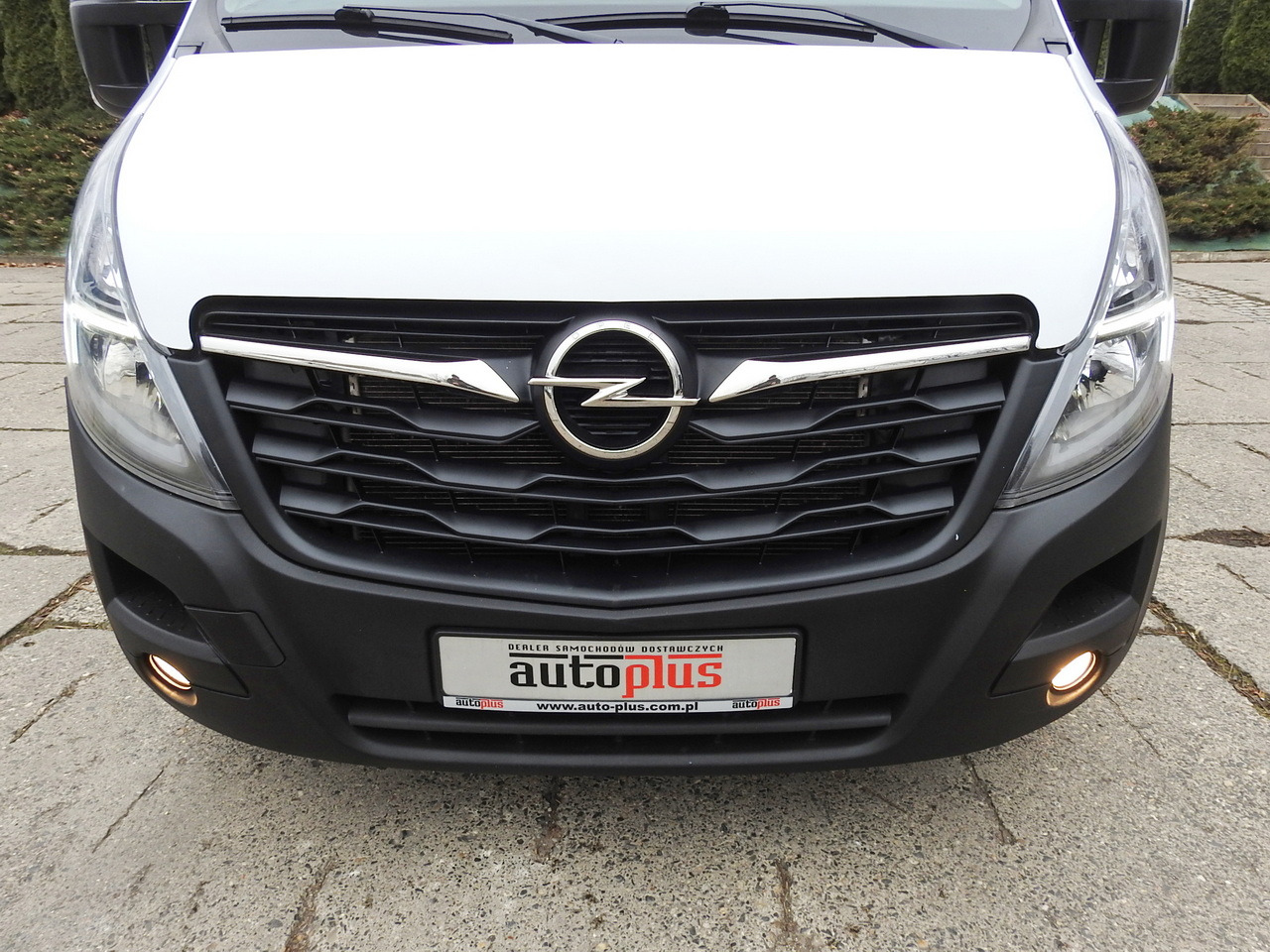 Plachtová dodávka OPEL MOVANO TARPAULIN 10 PALLETS WEBASTO CRUISE CONTROL NAVIGATION AIR CONDITIONING LED LIGHTS PNEUMATICS 165HP: obrázok 14 Plachtová dodávka OPEL MOVANO TARPAULIN 10 PALLETS WEBASTO CRUISE CONTROL NAVIGATION AIR CONDITIONING LED LIGHTS PNEUMATICS 165HP: obrázok 14