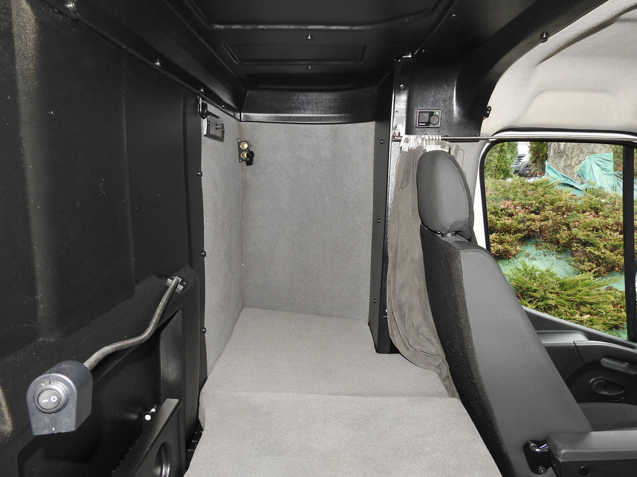 Plachtová dodávka OPEL MOVANO TARPAULIN 10 PALLETS WEBASTO CRUISE CONTROL NAVIGATION AIR CONDITIONING LED LIGHTS PNEUMATICS 165HP: obrázok 48 Plachtová dodávka OPEL MOVANO TARPAULIN 10 PALLETS WEBASTO CRUISE CONTROL NAVIGATION AIR CONDITIONING LED LIGHTS PNEUMATICS 165HP: obrázok 48