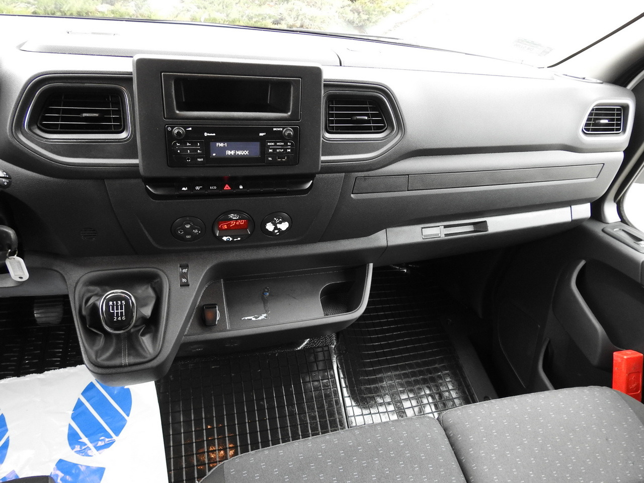 Plachtová dodávka OPEL MOVANO TARPAULIN LIFT 10 PALLETS CRUISE CONTROL AIR CONDITIONING LED LIGHTS PNEUMATICS TWIN WHEELS 165HP: obrázok 38 Plachtová dodávka OPEL MOVANO TARPAULIN LIFT 10 PALLETS CRUISE CONTROL AIR CONDITIONING LED LIGHTS PNEUMATICS TWIN WHEELS 165HP: obrázok 38