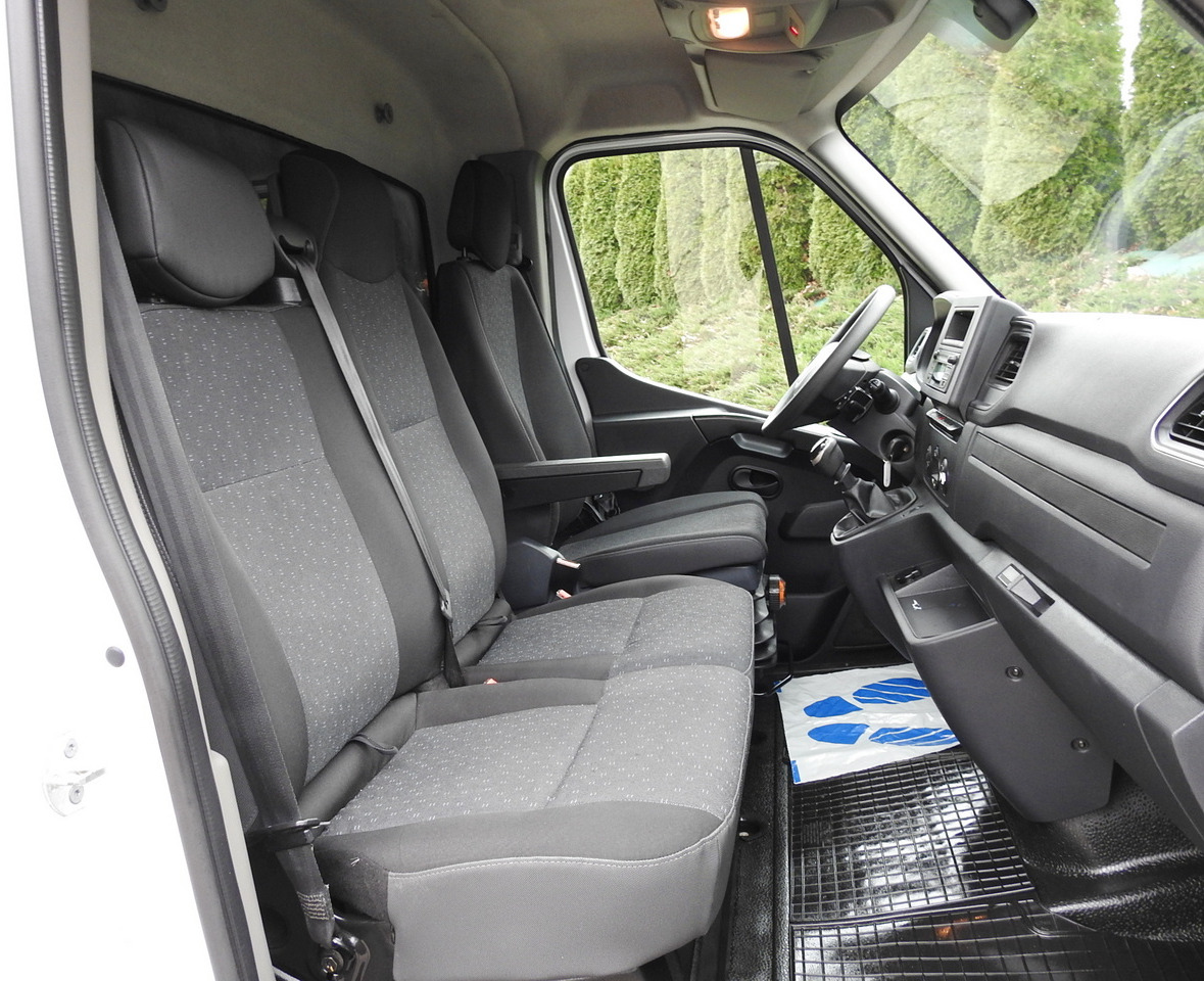 Plachtová dodávka OPEL MOVANO TARPAULIN LIFT 10 PALLETS CRUISE CONTROL AIR CONDITIONING LED LIGHTS PNEUMATICS TWIN WHEELS 165HP: obrázok 42 Plachtová dodávka OPEL MOVANO TARPAULIN LIFT 10 PALLETS CRUISE CONTROL AIR CONDITIONING LED LIGHTS PNEUMATICS TWIN WHEELS 165HP: obrázok 42