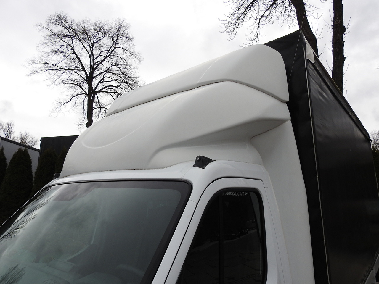 Plachtová dodávka OPEL MOVANO TARPAULIN LIFT 10 PALLETS CRUISE CONTROL AIR CONDITIONING LED LIGHTS PNEUMATICS TWIN WHEELS 165HP: obrázok 21 Plachtová dodávka OPEL MOVANO TARPAULIN LIFT 10 PALLETS CRUISE CONTROL AIR CONDITIONING LED LIGHTS PNEUMATICS TWIN WHEELS 165HP: obrázok 21