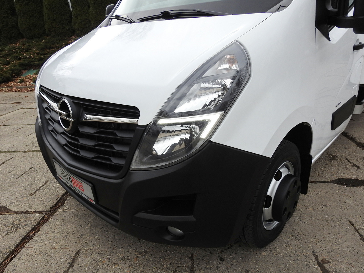 Plachtová dodávka OPEL MOVANO TARPAULIN LIFT 10 PALLETS CRUISE CONTROL AIR CONDITIONING LED LIGHTS PNEUMATICS TWIN WHEELS 165HP: obrázok 19 Plachtová dodávka OPEL MOVANO TARPAULIN LIFT 10 PALLETS CRUISE CONTROL AIR CONDITIONING LED LIGHTS PNEUMATICS TWIN WHEELS 165HP: obrázok 19