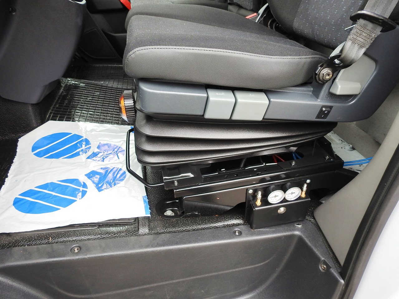 Plachtová dodávka OPEL MOVANO TARPAULIN LIFT 10 PALLETS CRUISE CONTROL AIR CONDITIONING LED LIGHTS PNEUMATICS TWIN WHEELS 165HP: obrázok 32 Plachtová dodávka OPEL MOVANO TARPAULIN LIFT 10 PALLETS CRUISE CONTROL AIR CONDITIONING LED LIGHTS PNEUMATICS TWIN WHEELS 165HP: obrázok 32