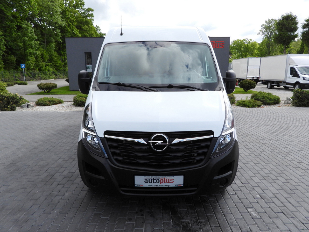OPEL MOVANO VAN AIR CONDITIONING LED LIGHTS 150HP - Furgon: obrázok 5 OPEL MOVANO VAN AIR CONDITIONING LED LIGHTS 150HP - Furgon: obrázok 5