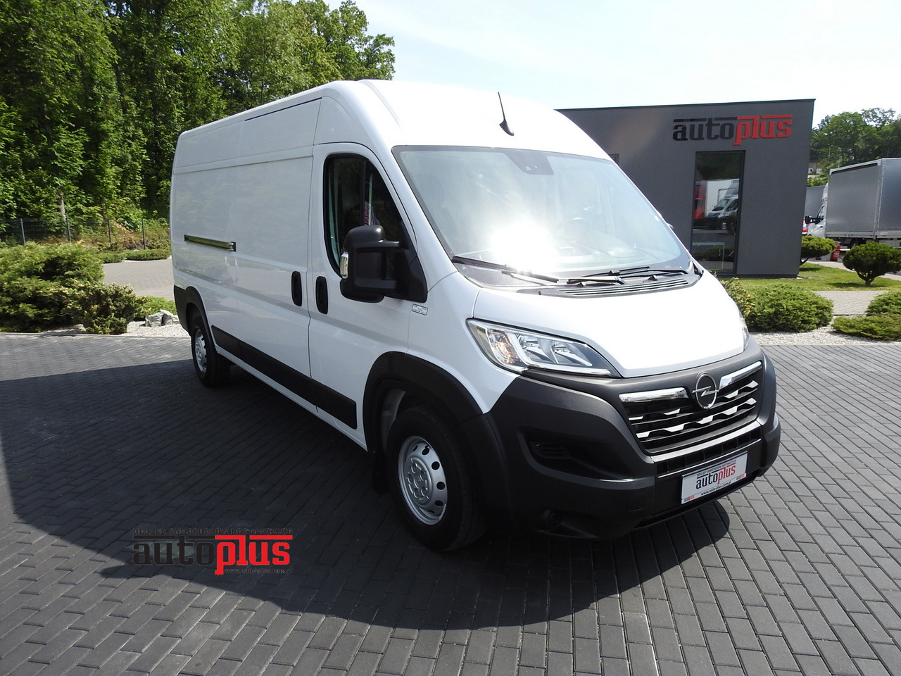 OPEL MOVANO VAN CRUISE CONTROL AIR CONDITIONING 140HP - Furgon: obrázok 1 OPEL MOVANO VAN CRUISE CONTROL AIR CONDITIONING 140HP - Furgon: obrázok 1