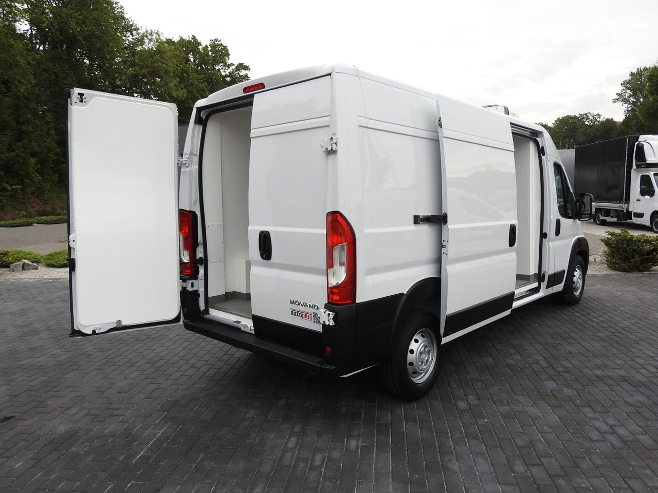 Opel MOVANO KÜHLKASTENWAGEN 0*C HEIZFUNKTION Opel MOVANO KÜHLKASTENWAGEN 0*C HEIZFUNKTION - Chladiarenská dodávka: obrázok 3 Opel MOVANO KÜHLKASTENWAGEN 0*C HEIZFUNKTION Opel MOVANO KÜHLKASTENWAGEN 0*C HEIZFUNKTION - Chladiarenská dodávka: obrázok 3