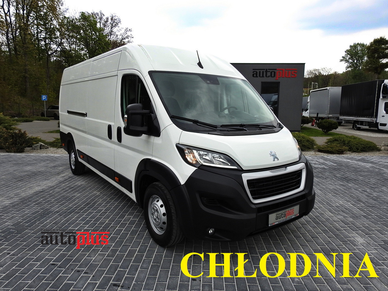 PEUGEOT BOXER REFRIGERATOR VAN 0*C CRUISE CONTROL NAVIGATION AIR CONDITIONING 135HP - Chladiarenská dodávka: obrázok 1 PEUGEOT BOXER REFRIGERATOR VAN 0*C CRUISE CONTROL NAVIGATION AIR CONDITIONING 135HP - Chladiarenská dodávka: obrázok 1