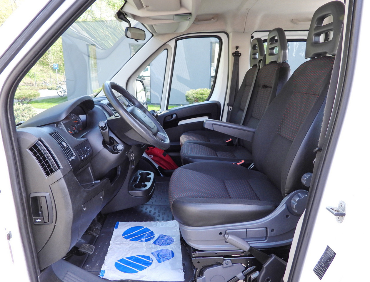 Dodávka sklápač PEUGEOT BOXER TIPPER DOUBLE CABIN DOKA 7 SEATS CRUISE CONTROL AIR CONDITIONING 140HP: obrázok 25 Dodávka sklápač PEUGEOT BOXER TIPPER DOUBLE CABIN DOKA 7 SEATS CRUISE CONTROL AIR CONDITIONING 140HP: obrázok 25