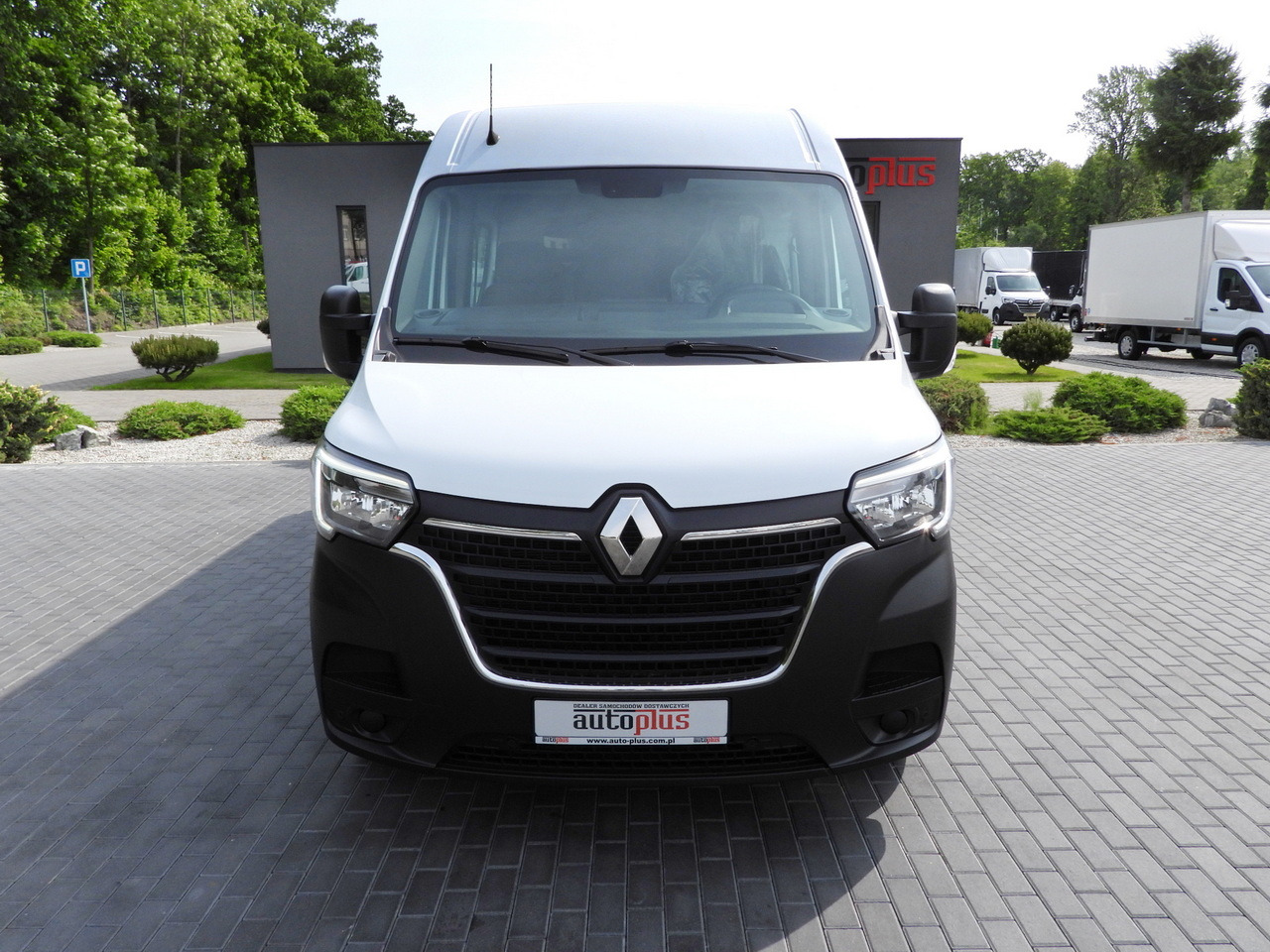 RENAULT MASTER BOX DELIVERY VAN 7 SEATS CRUISE CONTROL NAVIGATION LED LIGHTS AIR CONDITIONING 140HP - Furgon: obrázok 5 RENAULT MASTER BOX DELIVERY VAN 7 SEATS CRUISE CONTROL NAVIGATION LED LIGHTS AIR CONDITIONING 140HP - Furgon: obrázok 5