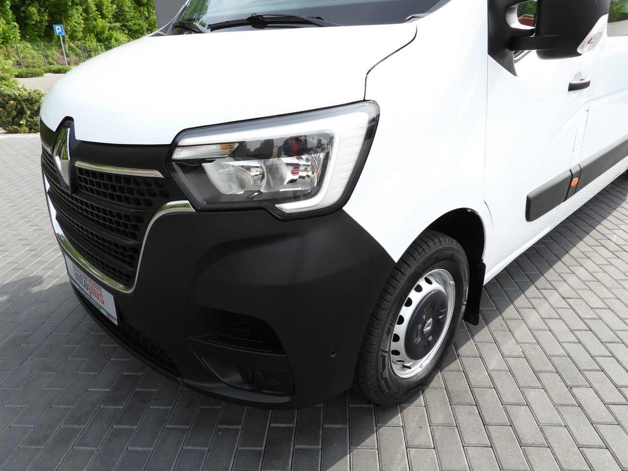 Furgon RENAULT MASTER BOX DELIVERY VAN 7 SEATS CRUISE CONTROL NAVIGATION LED LIGHTS AIR CONDITIONING 140HP: obrázok 19 Furgon RENAULT MASTER BOX DELIVERY VAN 7 SEATS CRUISE CONTROL NAVIGATION LED LIGHTS AIR CONDITIONING 140HP: obrázok 19