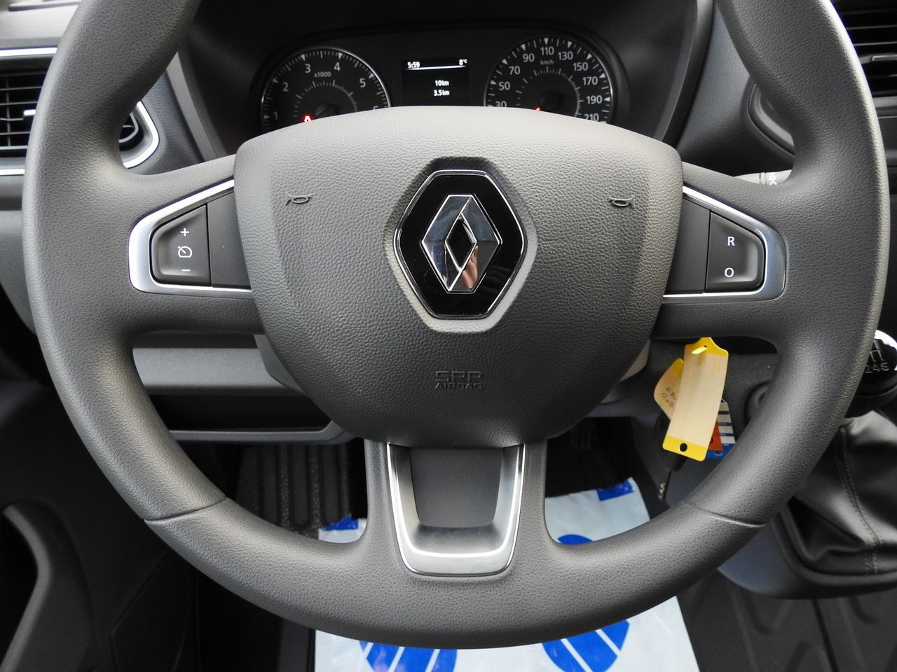 Chladiarenská dodávka RENAULT MASTER NEW REFRIGERATOR VAN -10*C AIR CONDITIONING MANUFACTURERS 135HP: obrázok 32 Chladiarenská dodávka RENAULT MASTER NEW REFRIGERATOR VAN -10*C AIR CONDITIONING MANUFACTURERS 135HP: obrázok 32