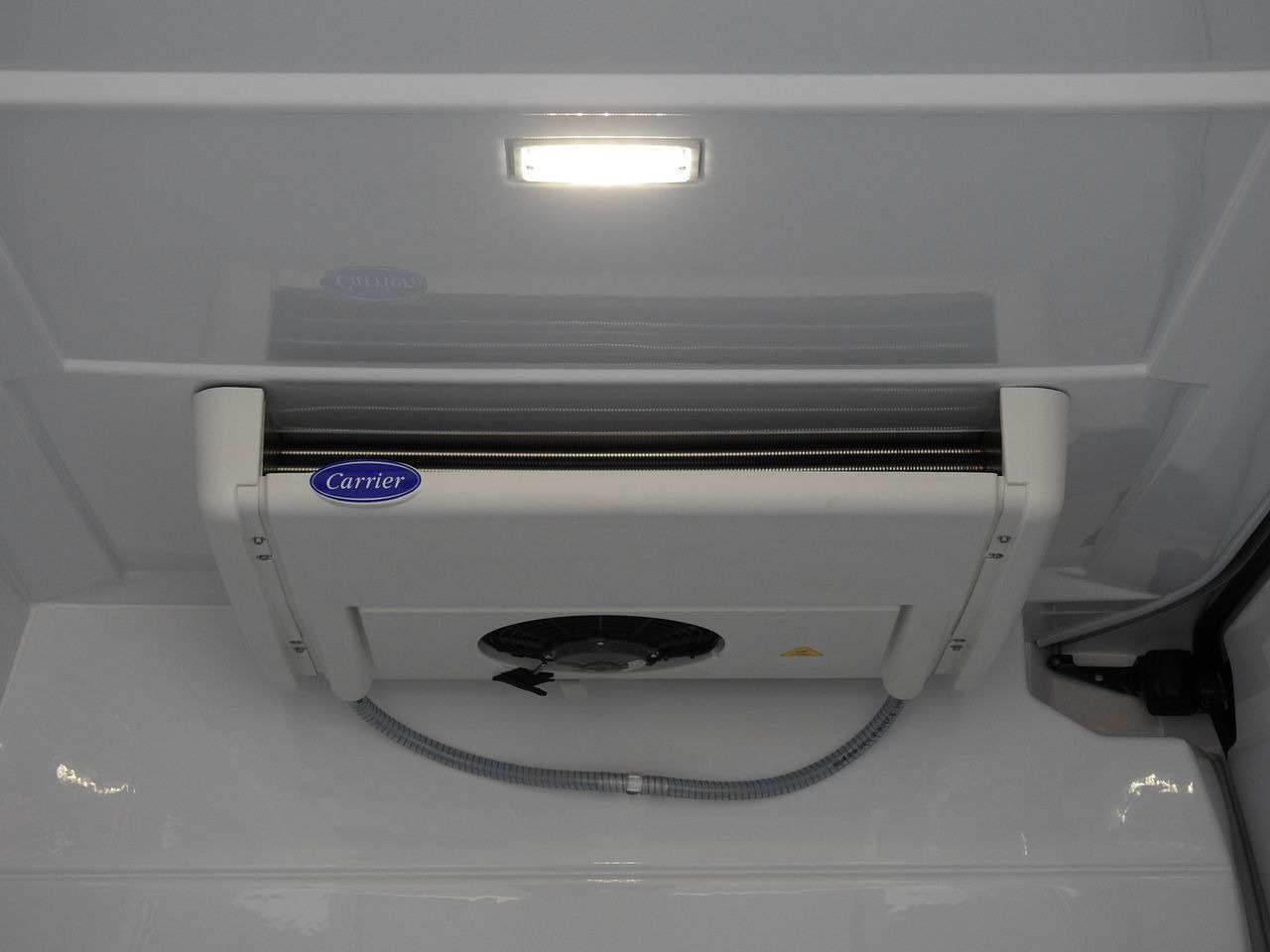 Chladiarenská dodávka RENAULT MASTER NEW REFRIGERATOR VAN -10*C AIR CONDITIONING MANUFACTURERS 135HP: obrázok 23 Chladiarenská dodávka RENAULT MASTER NEW REFRIGERATOR VAN -10*C AIR CONDITIONING MANUFACTURERS 135HP: obrázok 23