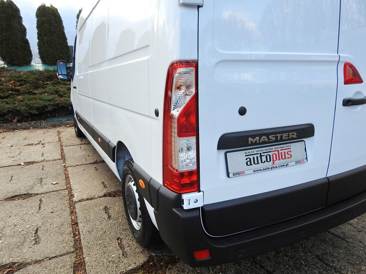 Chladiarenská dodávka RENAULT MASTER NEW REFRIGERATOR VAN -10*C AIR CONDITIONING MANUFACTURERS 135HP: obrázok 16 Chladiarenská dodávka RENAULT MASTER NEW REFRIGERATOR VAN -10*C AIR CONDITIONING MANUFACTURERS 135HP: obrázok 16