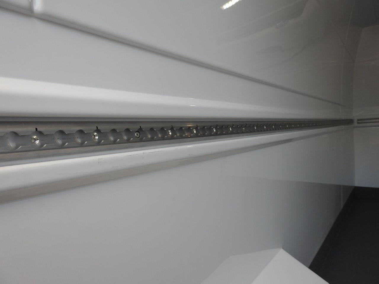 Chladiarenská dodávka RENAULT MASTER NEW REFRIGERATOR VAN -10*C AIR CONDITIONING MANUFACTURERS 135HP: obrázok 24 Chladiarenská dodávka RENAULT MASTER NEW REFRIGERATOR VAN -10*C AIR CONDITIONING MANUFACTURERS 135HP: obrázok 24